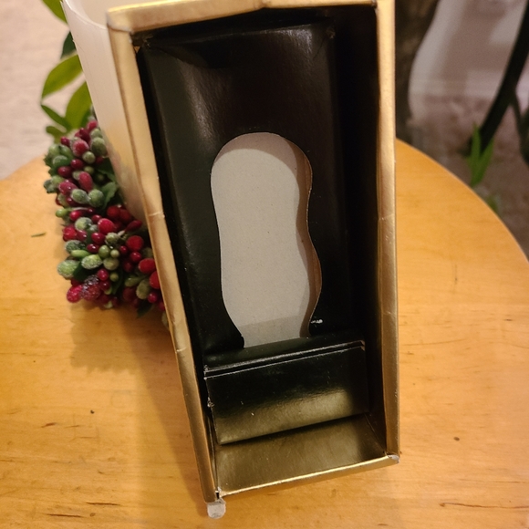 *3 Memories of Santa Collectible Santas, By Don Warning - Picture 6 of 7